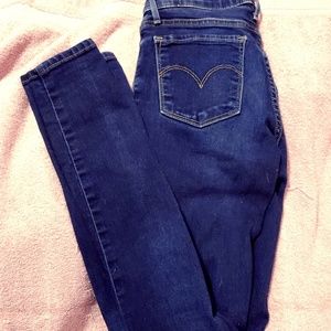 Levi's 711 skinny jeans
